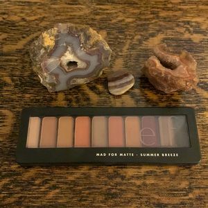 💚 E.L.F. Matte Eyeshadow Palette